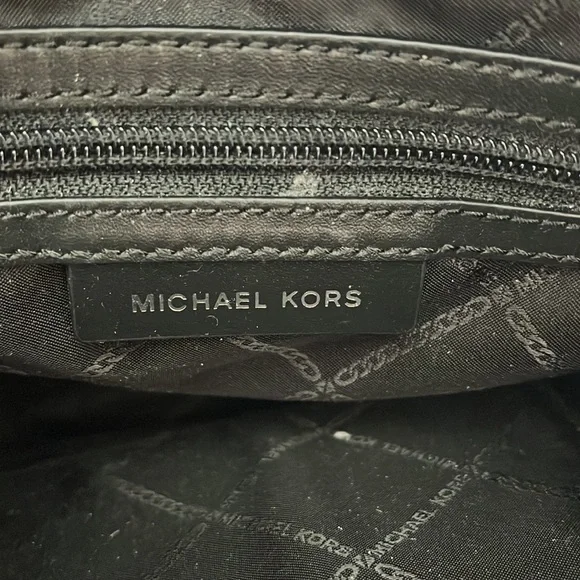Michael Kors woven bag - Picture 2 of 3